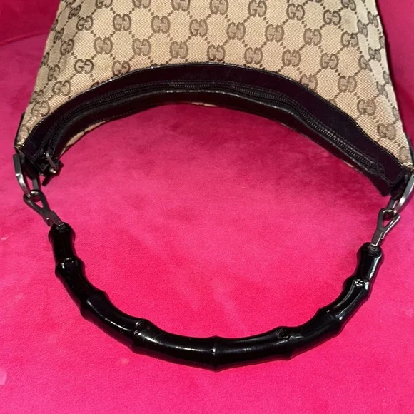 Gucci bamboo strap shoulder tote hobo purse - Picture 10 of 16